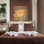 Perfect Romantic Getaway Cozy Retreat With Jacuzzi Apartmán Barcelona