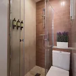 Perfect Romantic Getaway Cozy Retreat With Jacuzzi Barcelona