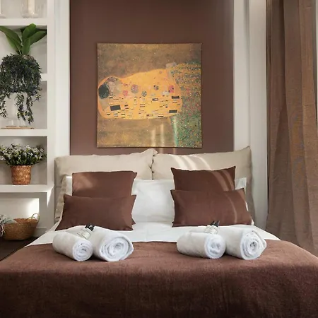 Perfect Romantic Getaway Cozy Retreat With Jacuzzi Lejlighed Barcelona
