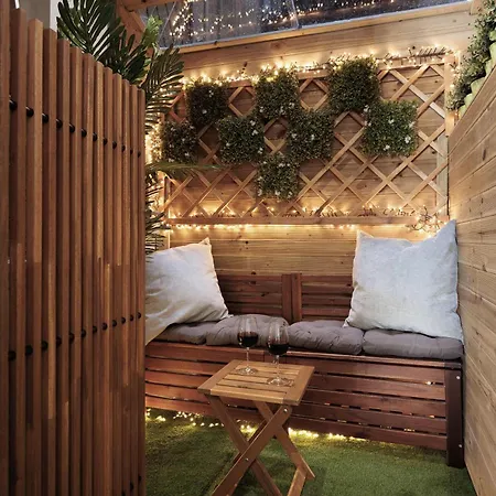 Perfect Romantic Getaway Cozy Retreat With Jacuzzi