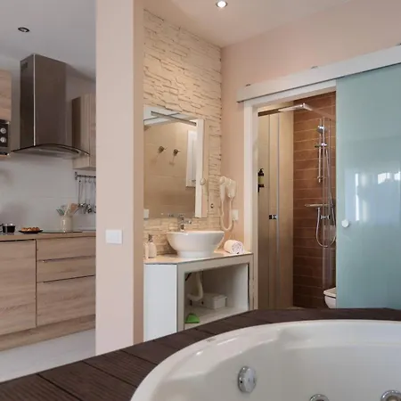 Lejlighed Perfect Romantic Getaway Cozy Retreat With Jacuzzi